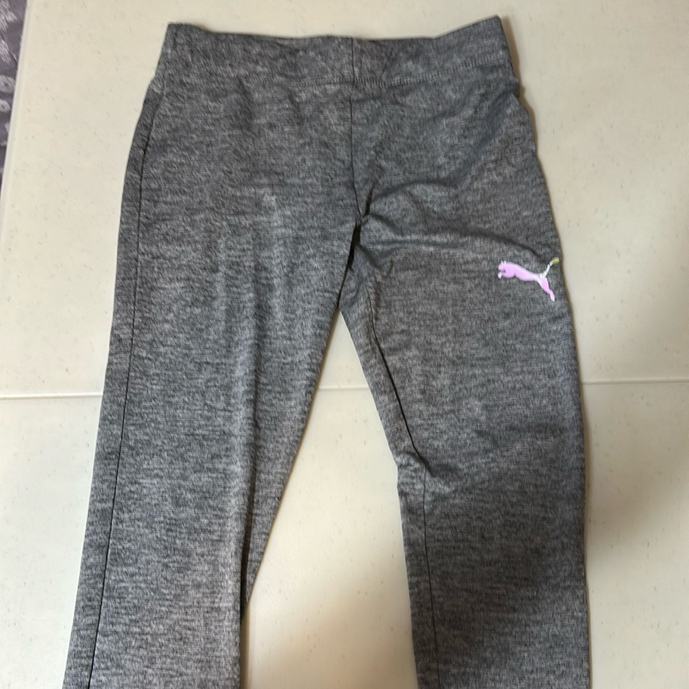 Girls Puma leggings